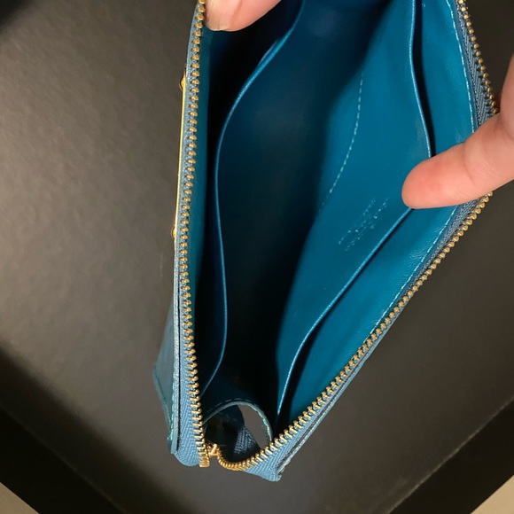 Louis Vuitton Vernis Trousse Cosmetic Pouch - Picture 5 of 6